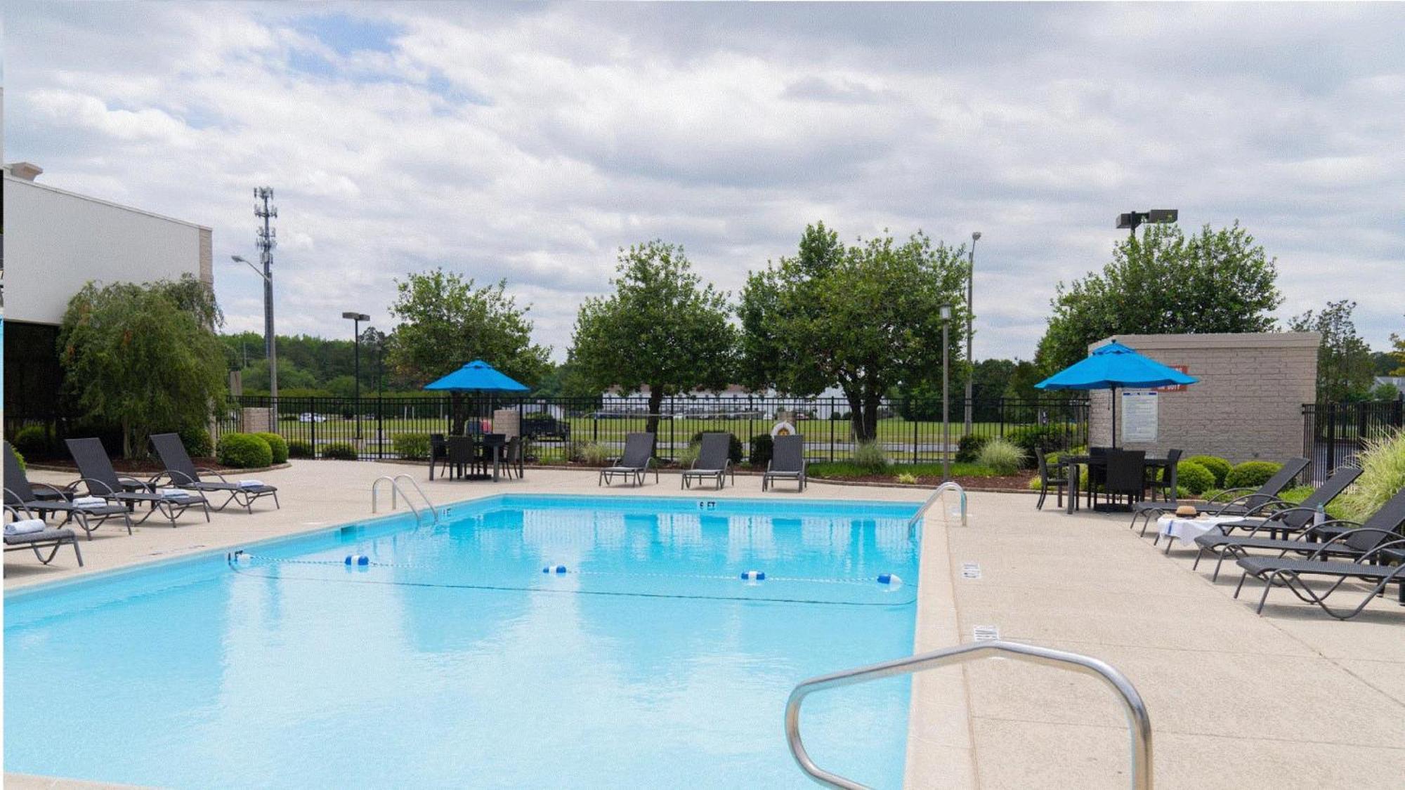 Holiday Inn Greenville By Ihg Exterior foto
